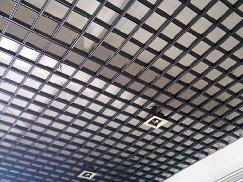 东莞生产铝格栅吊顶天花材料 产品描述:东莞市曾金建筑装饰工程有限